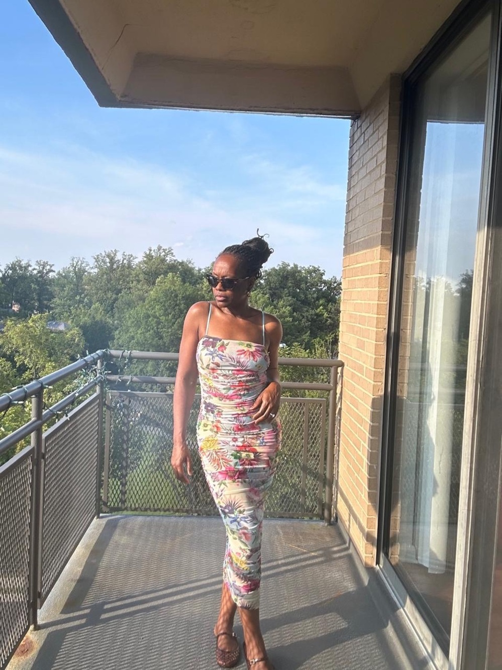 AFRM Floral Ruched Bodycon Midi Dress Size M - Picture 4 of 5
